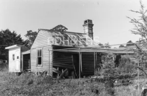 Old cottage in Hoddle Street nursery, c. 1983.