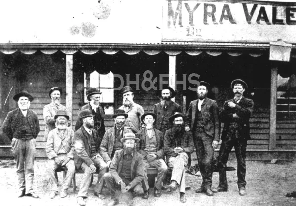 Emu Butter Factory shareholders outside Myra Vale Hotel in 1896.