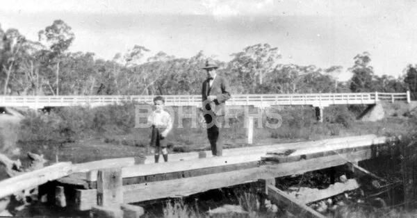 Billy and Uncle Tom at Paddys River bridge, dated 1921 to 1926.