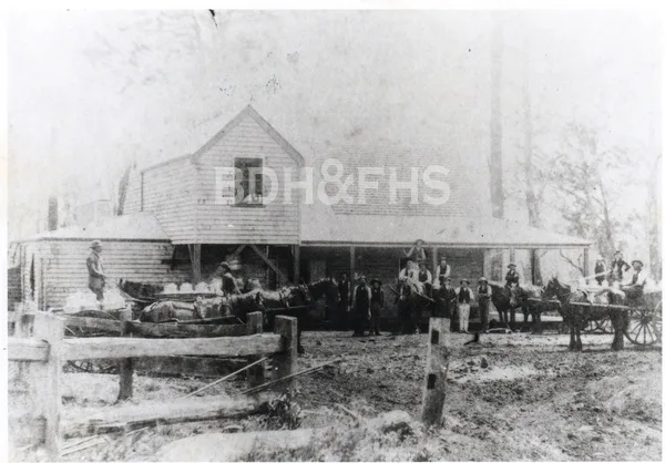 Farmers delivering milk at the Waratah Dairy Factory, East Kangaloon, around 1900.
