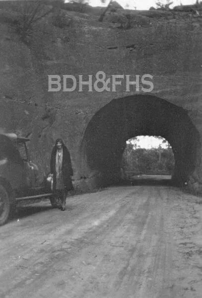 Morris Cowley Roadster at the Bullio tunnel on Wombeyan Caves Road, High Range, around 1928.