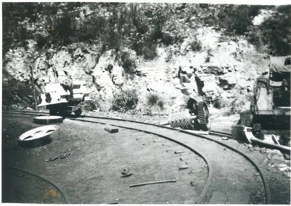 Black Bob’s Colliery at Canyonleigh, around the 1950s.