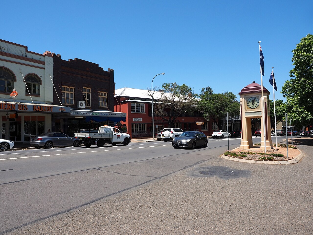 Argyle Street in Moss Vale in 2020.