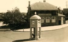 Clock and building in Moss Vale